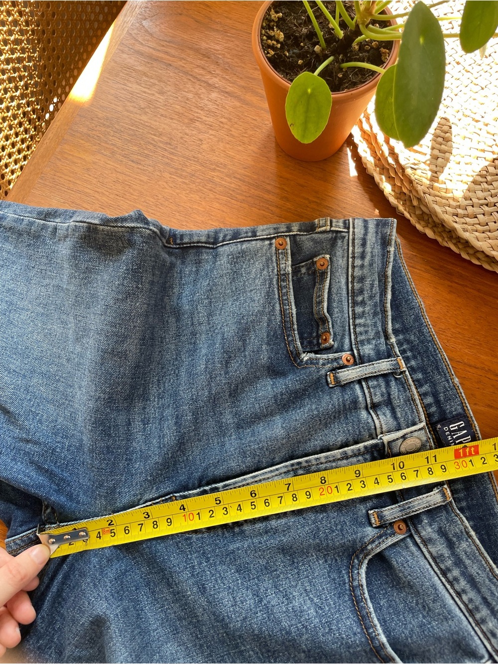 GAP High-Rise Cigarette Jeans Medium Wash Size 6 / 28R - Picture 9 of 10